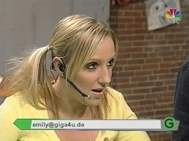 ew_giga031209_07.jpg