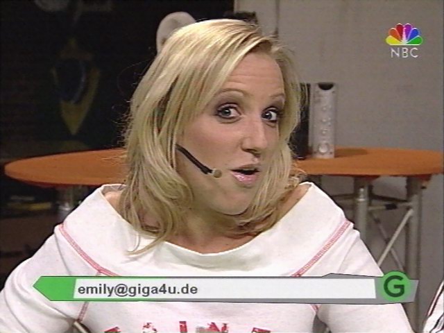 gweni_ew_giga031210_05.jpg